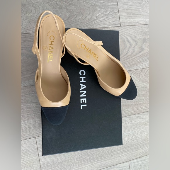 Chanel Slingback - Picture 7 of 11